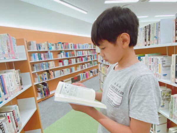 こども図書館